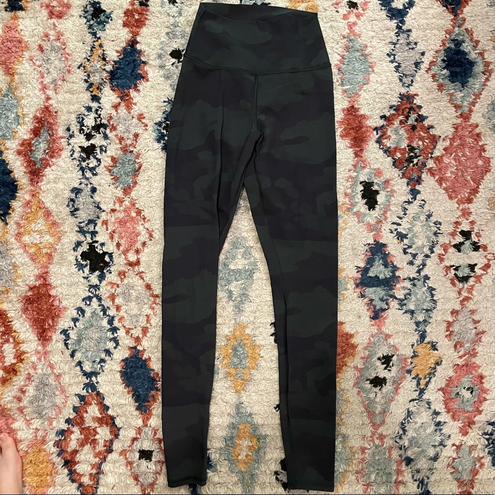 Alo Yoga Pant Full Length Army Print Size S